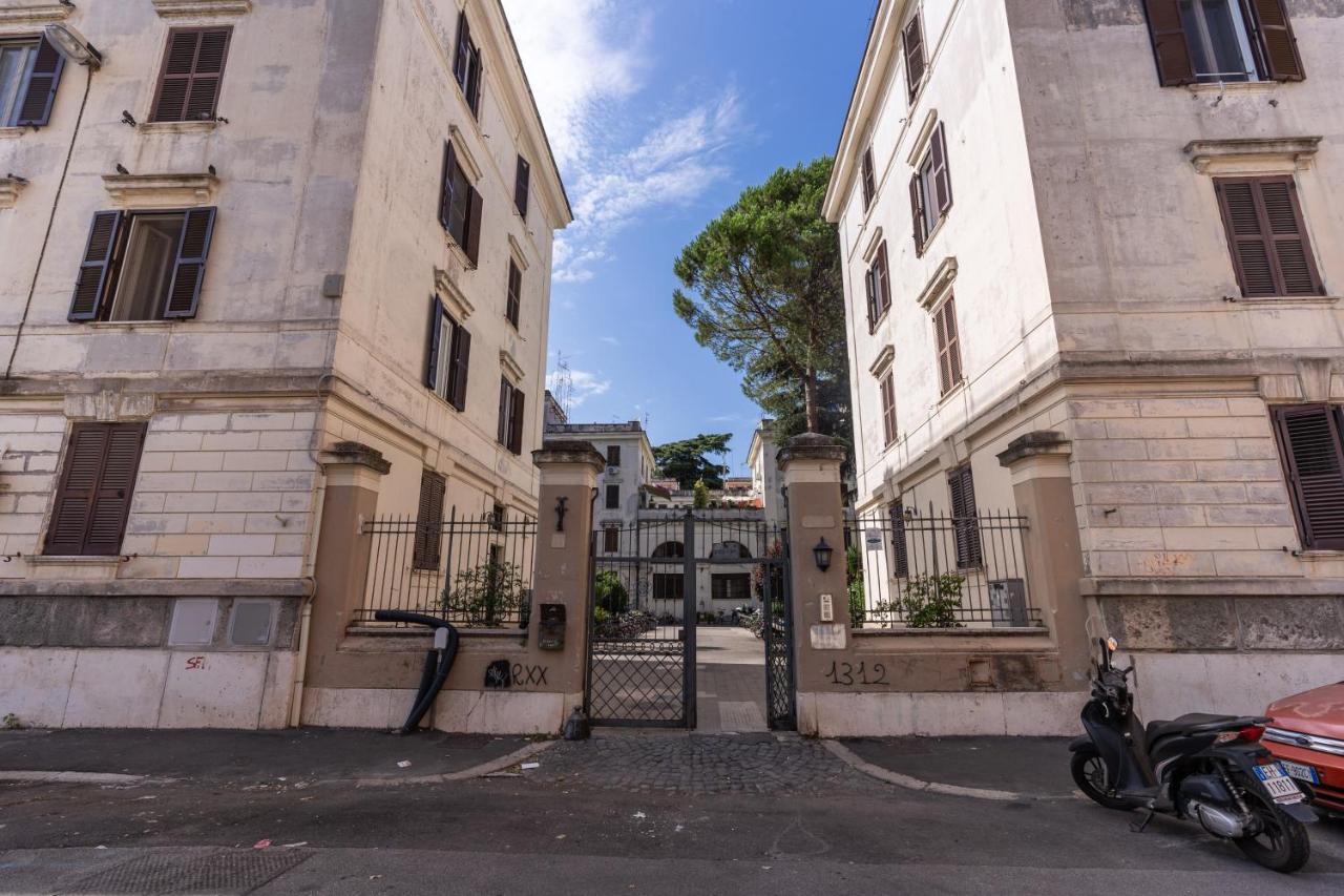 Lovely Flat In Testaccio Rome Exterior photo